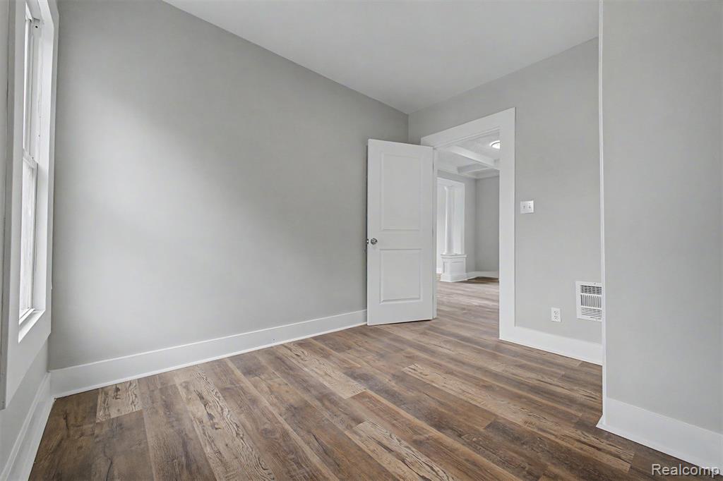 2971 Bewick Street, Detroit, MI 48214 — Photo 24