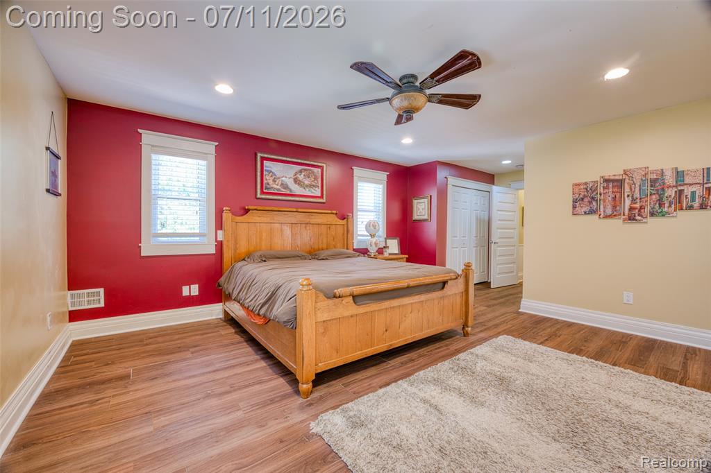 904 N Michigan Avenue, Howell, MI 48843 — Photo 31
