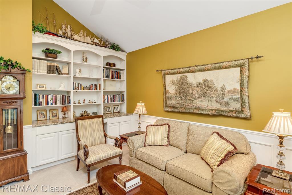 18416 CLAIRMONT Circle E, Northville, MI 48168 — Photo 6