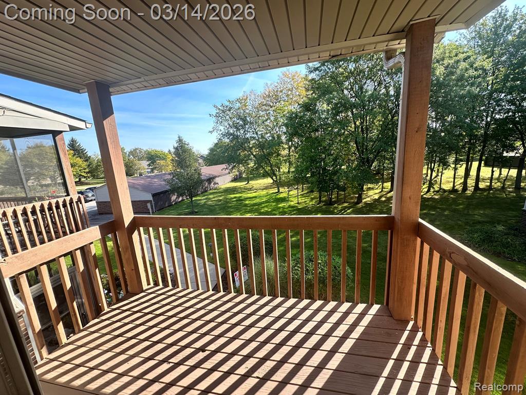 10161 NANCYS Boulevard, 90, Grosse Ile, MI 48138 — Photo 18