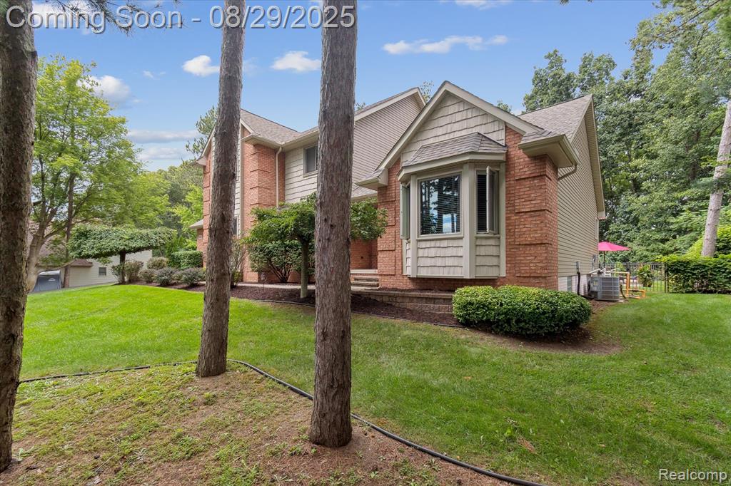 7856 N Kilkenny Drive, Brighton, MI 48116 — Photo 5