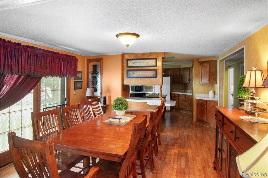 9078 W Timberview Drive, Newport, MI 48166 — Photo 11
