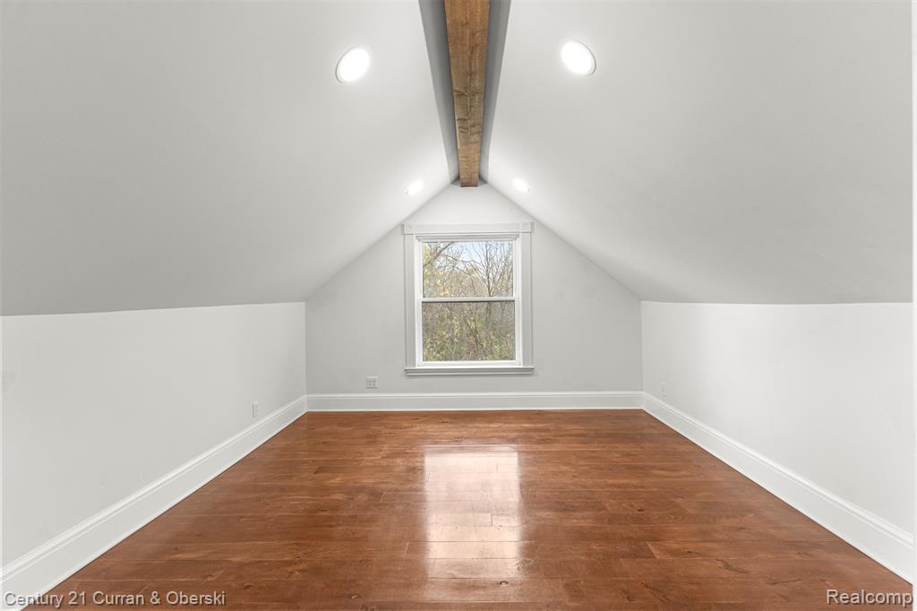 8004 N Farmington Road, Westland, MI — Photo 20