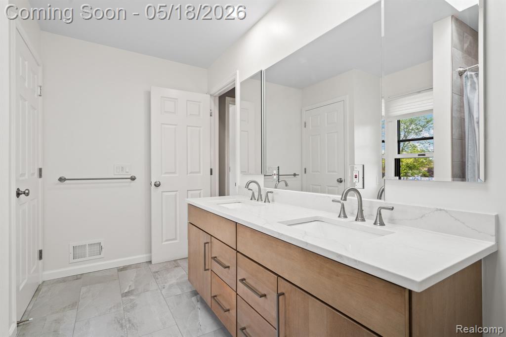 3920 Wynnstone Drive, Ann Arbor, MI 48105 — Photo 49