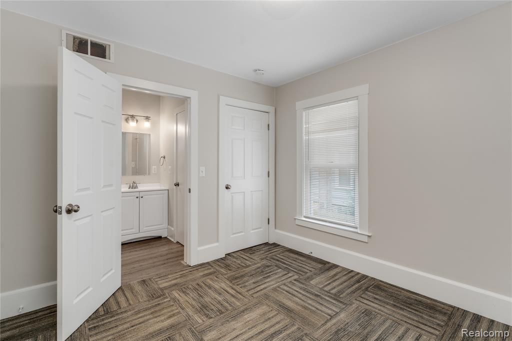 69 Lincoln Street, Pontiac, MI 48341 — Photo 14