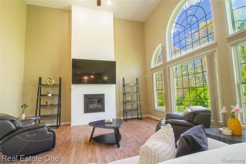 9068 Lebarron Court, Saline, MI 48176 — Photo 11
