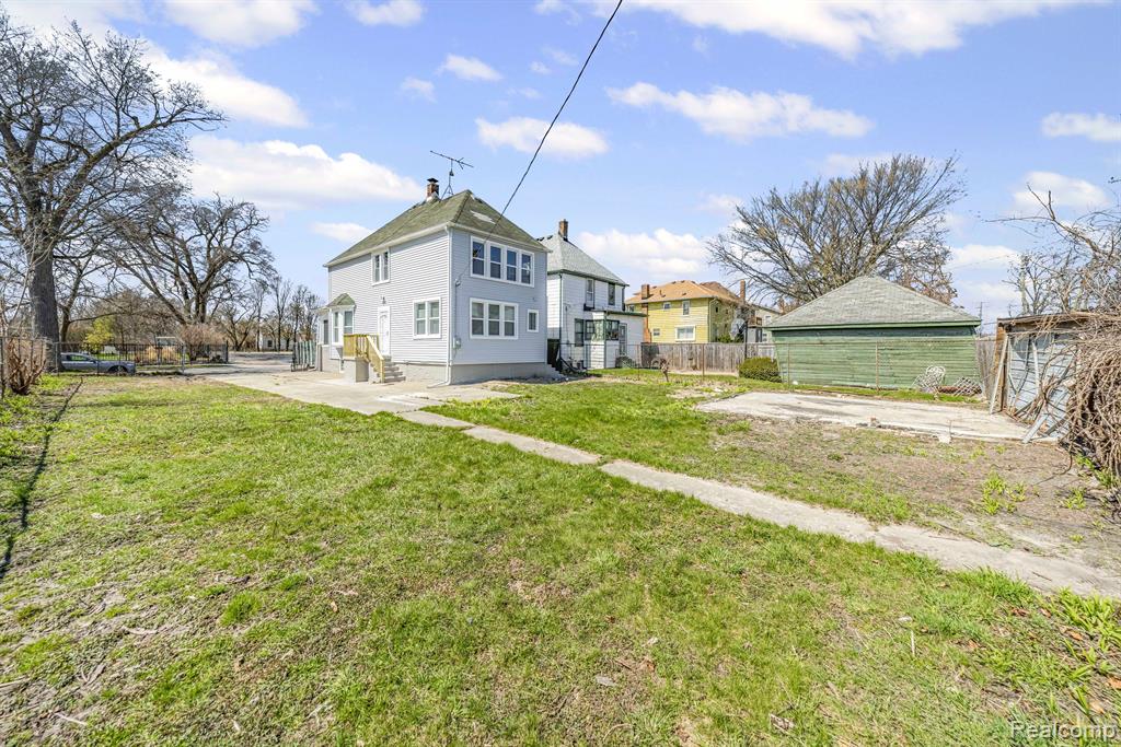 4180 SEMINOLE Street, Detroit, MI 48214 — Photo 39