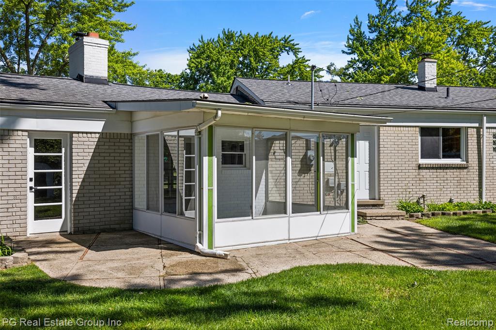 4550 JUSTINE Street, Shelby Twp, MI 48317 — Photo 15