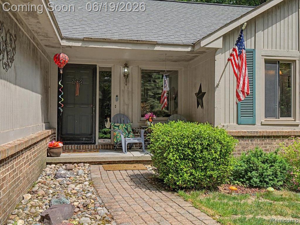 9714 Naiad Road, Clarkston, MI 48348 — Photo 16