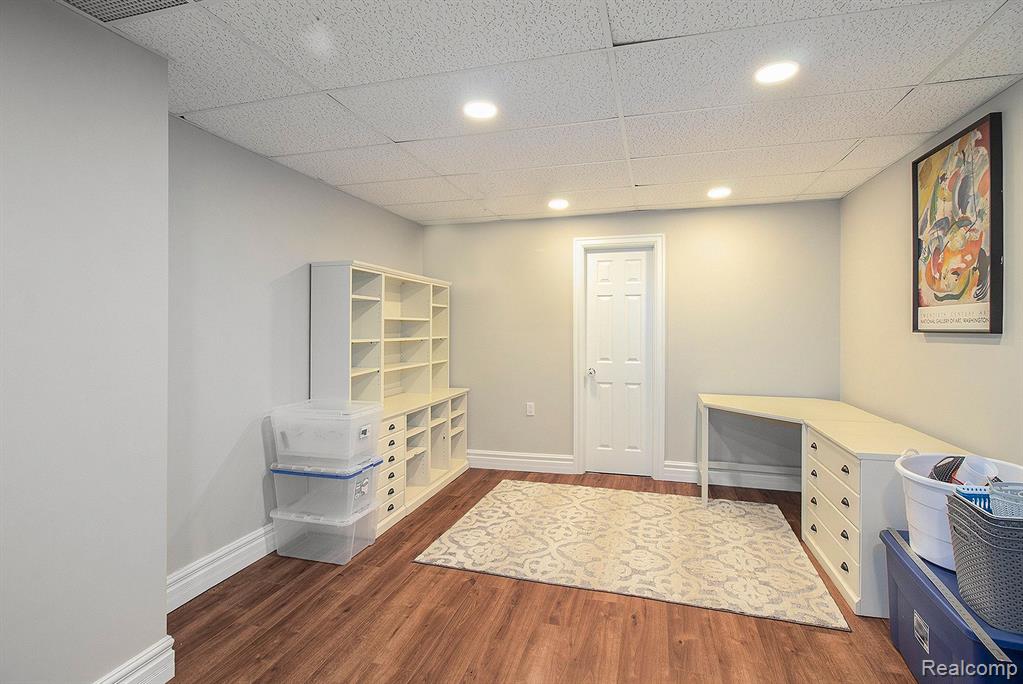 8925 Deerwood Road, Clarkston, MI 48348 — Photo 29