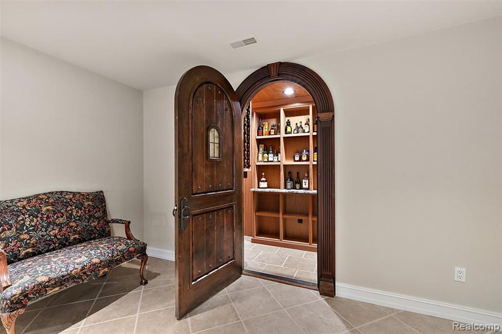 4650 Gatehouse Court, Rochester, MI 48306 — Photo 48