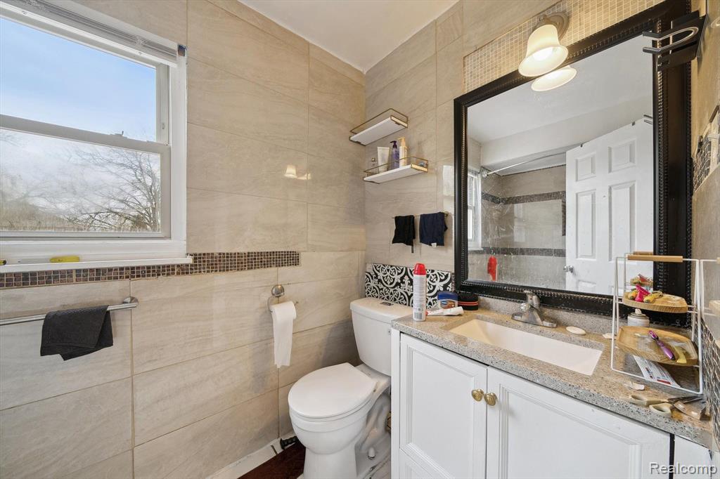 15032 SNOWDEN Street, Detroit, MI 48227 — Photo 17