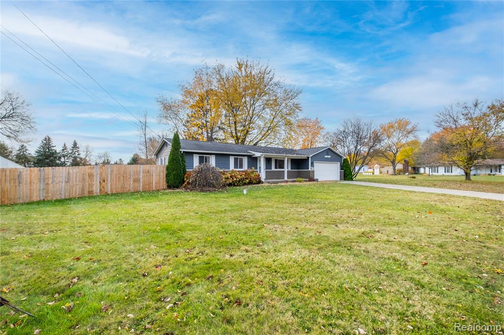 7121 S Fork Drive, Swartz Creek, MI 48473 — Photo 5