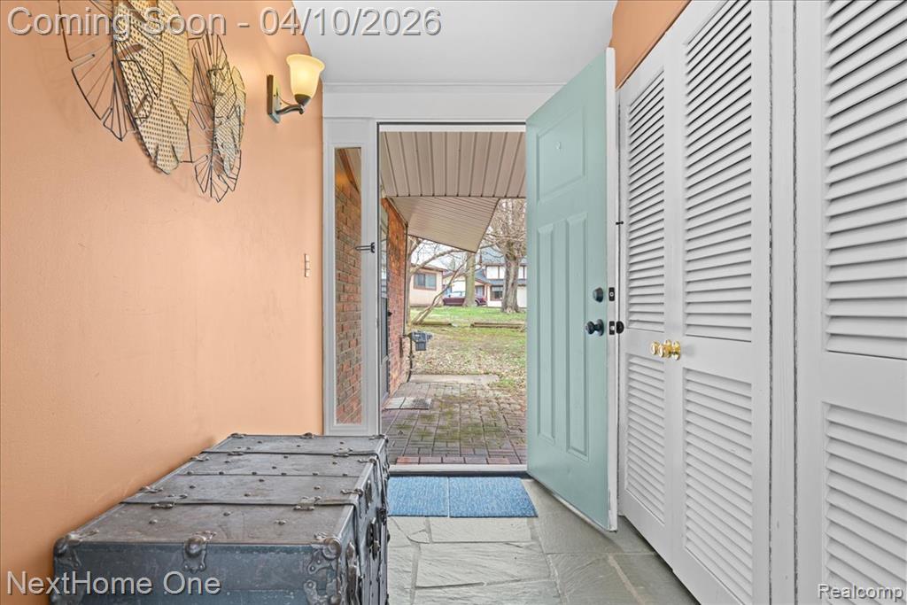 1014 S Adelaide Street, Fenton, MI, 48430
