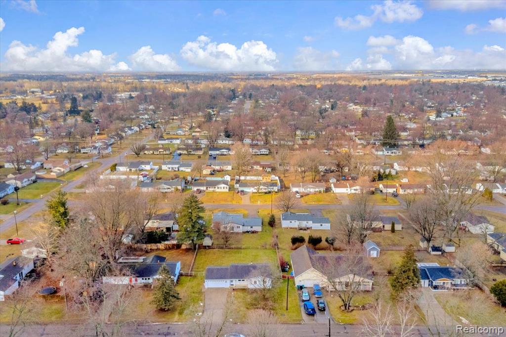 4460 Bristolwood Drive, Flint, MI 48507 — Photo 28