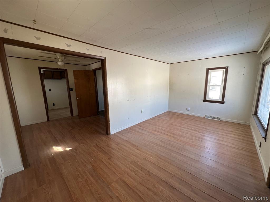 1119 W Bergin Avenue, Flint, MI 48507 — Photo 3