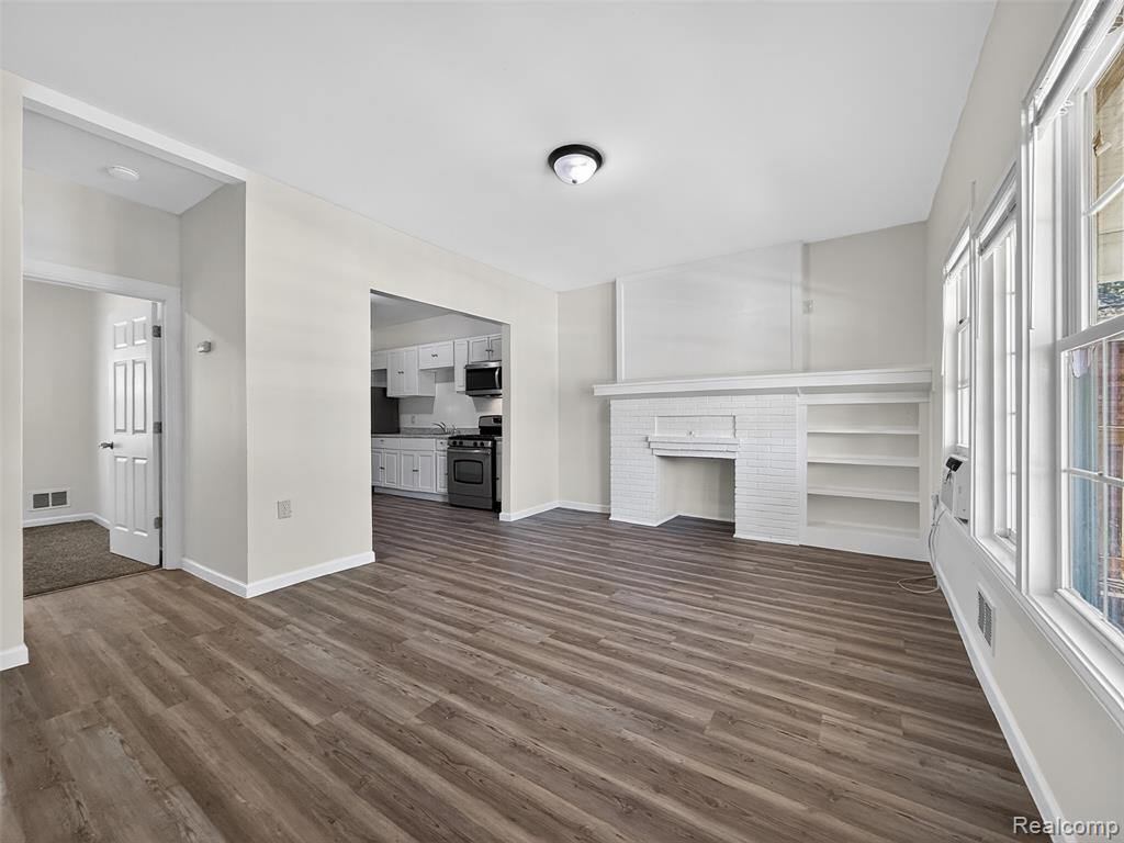 5345 Seebaldt Street, Detroit, MI 48204 — Photo 7