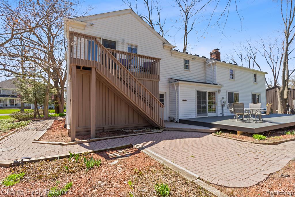 9350 BYROMAR Lane, Grosse Ile, MI 48138 — Photo 41