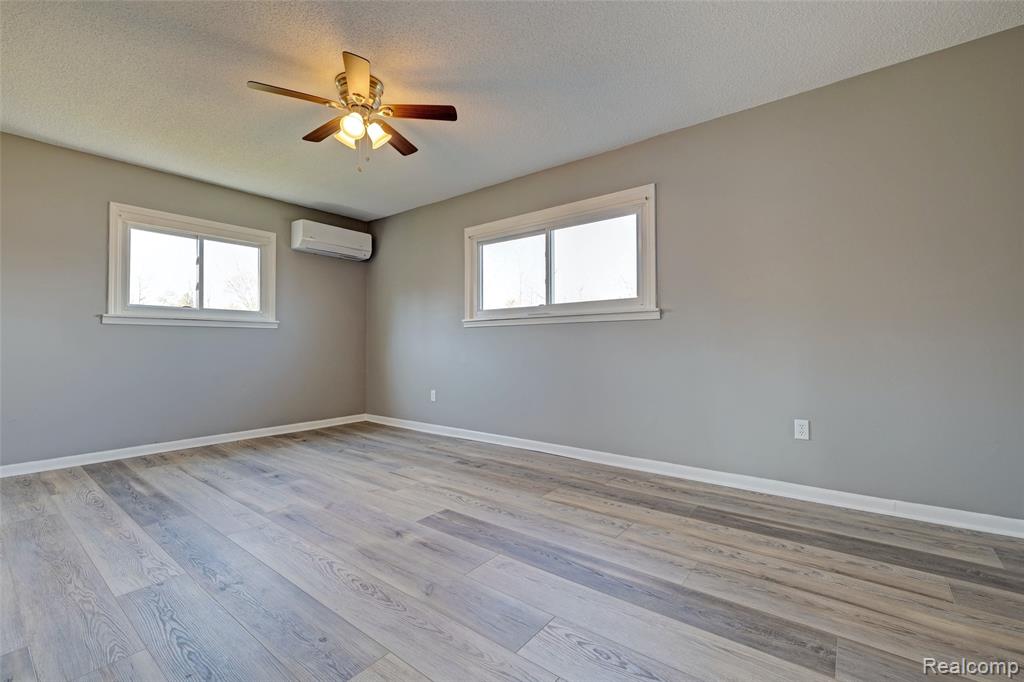 3092 Groveland Road, Ortonville, MI 48462 — Photo 30