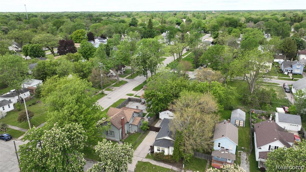 909 N Granger Street, Saginaw, MI 48602 — Photo 13