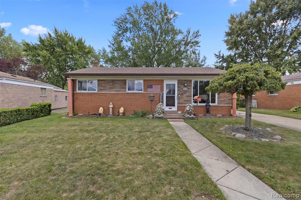 4952 Bernice Avenue, Warren, MI 48091 — front exterior