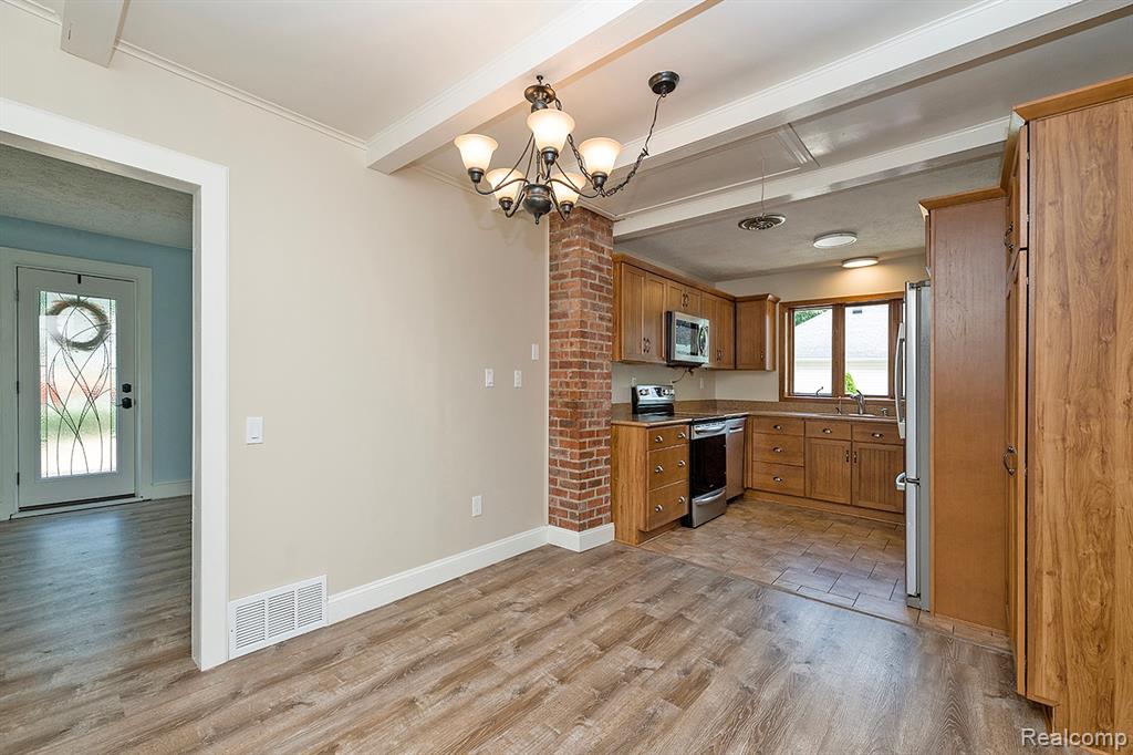 610 E Church Street, Williamston, MI 48895 — Photo 36