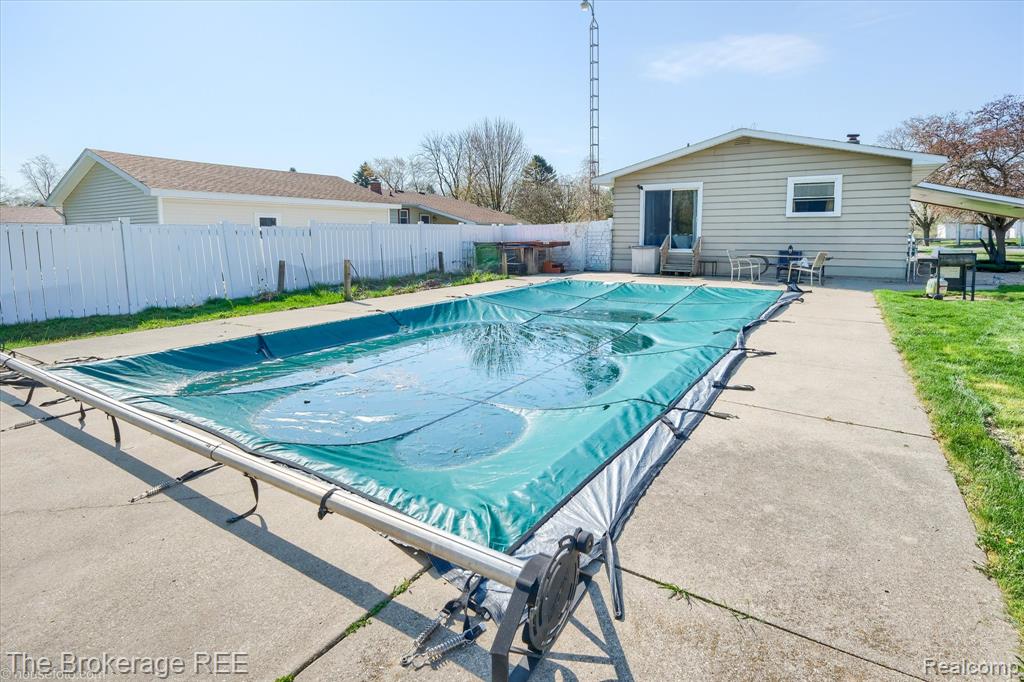 5477 Hopkins Road, Flint, MI 48506 — Photo 23