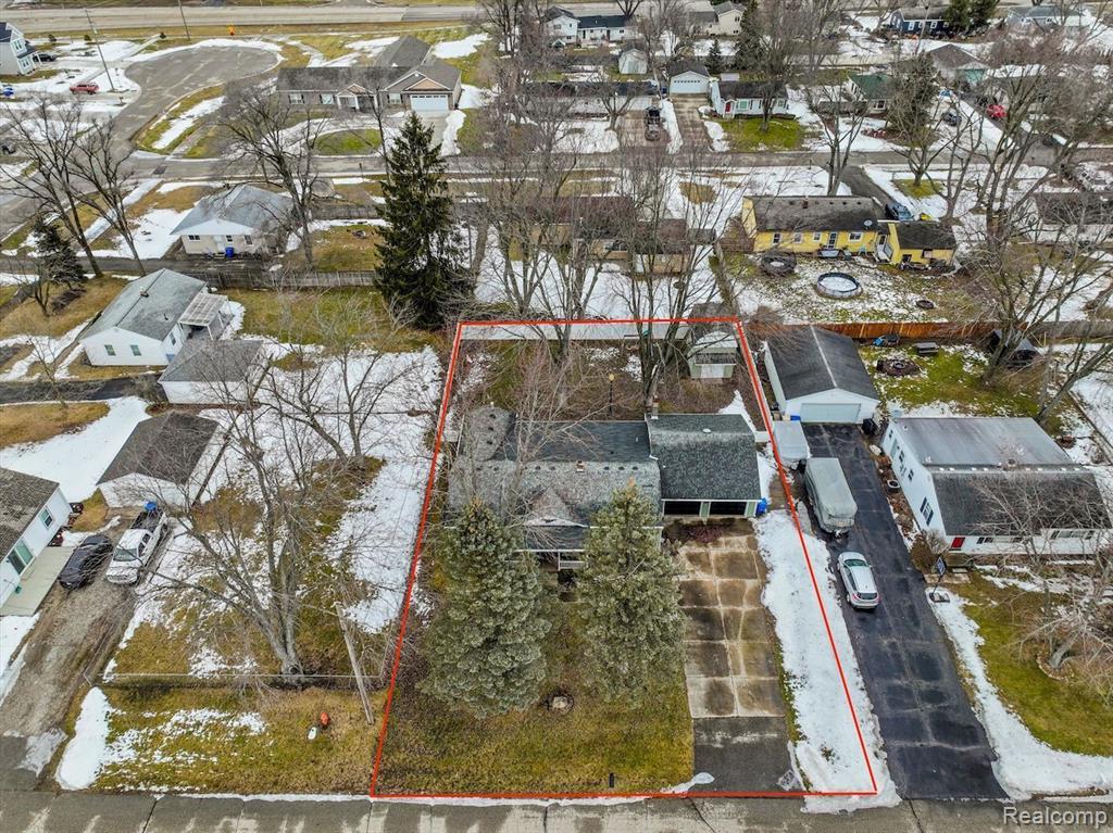 7464 S SHAKER Drive, Waterford, MI 48327 — Photo 4