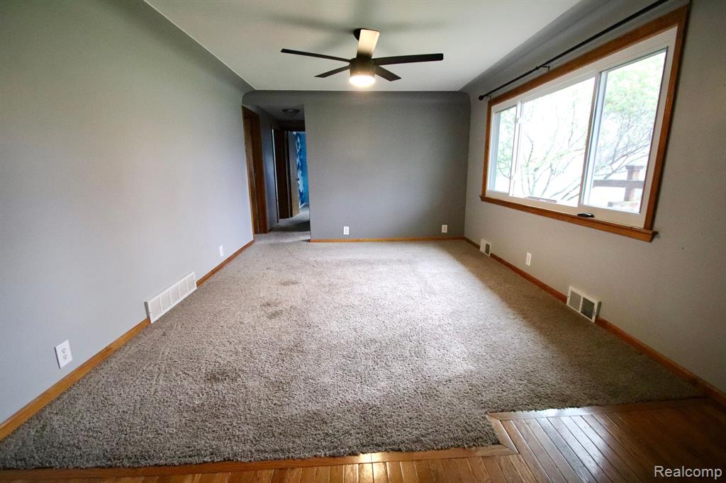 6160 SUNNYDALE Road, Clarkston, MI — Photo 8