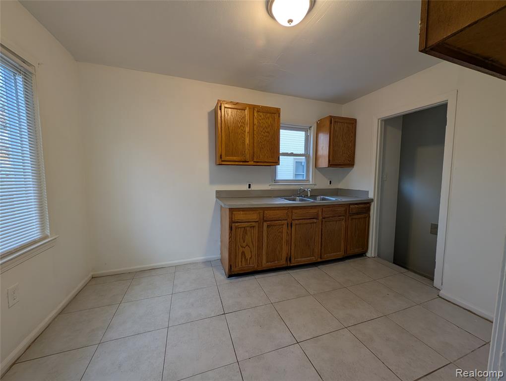 305 South Boulevard W, Pontiac, MI 48341 — Photo 17