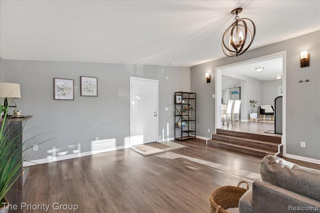 636 Lakeview Drive, White Lake, MI — Photo 39