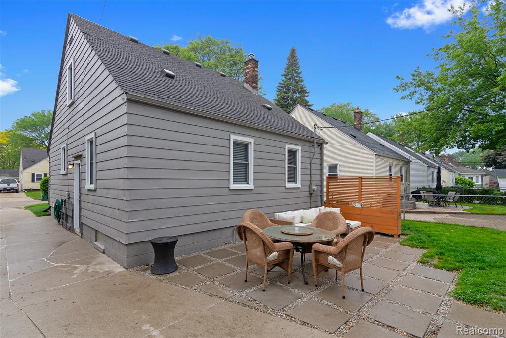 606 N Dorchester Avenue, Royal Oak, MI 48067 — Photo 29