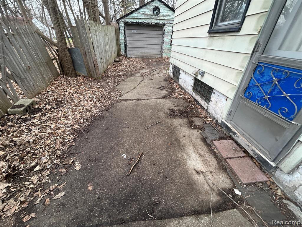 12219 Stout Street, Detroit, MI 48228 — Photo 49