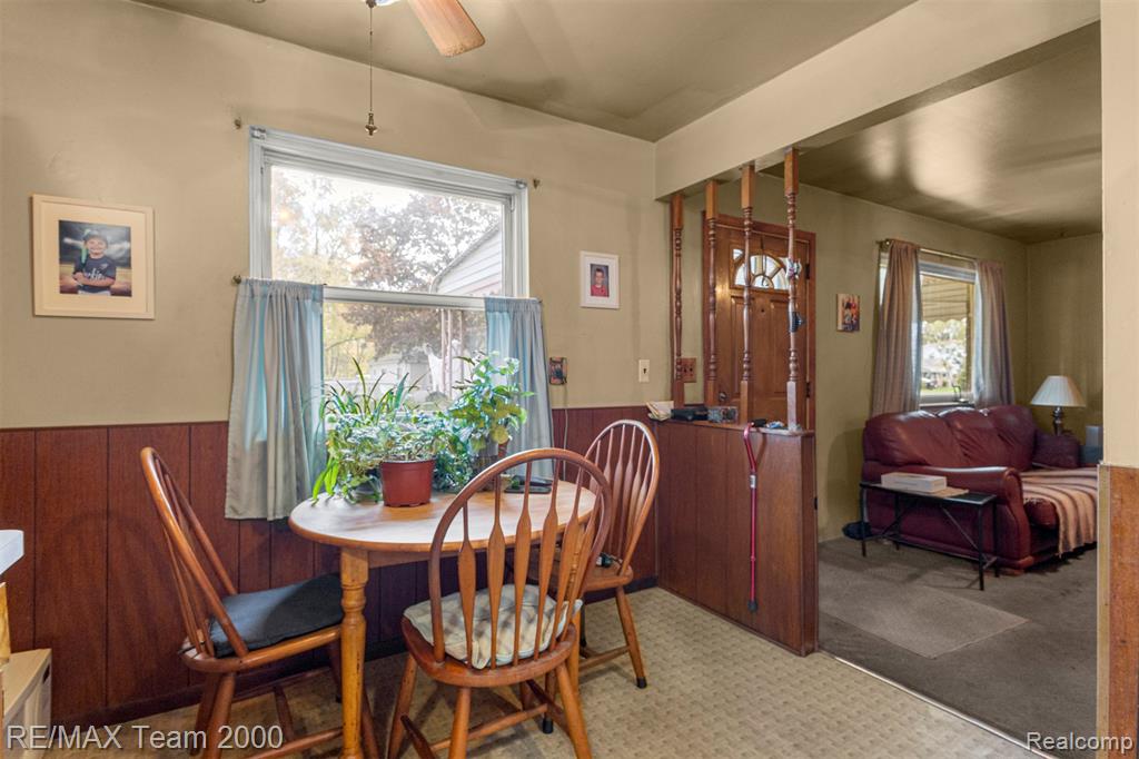 5622 Campbell Street, Dearborn Heights, MI 48125 — Photo 11