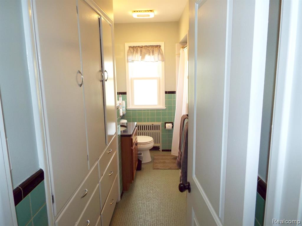 9996 Manor Avenue, Allen Park, MI 48101 — Photo 10