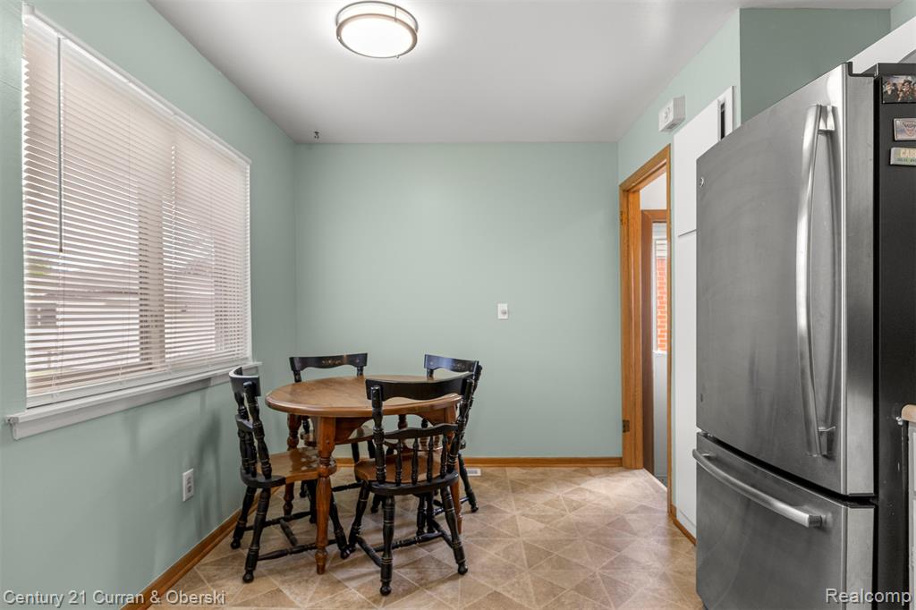 7011 Helen Street, Garden City, MI — Photo 13