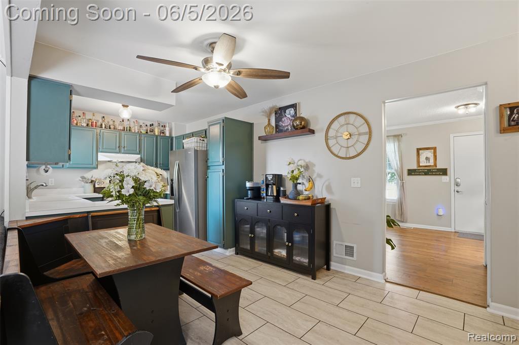 16128 Touraine Drive, Clinton Twp, MI 48038 — Photo 13