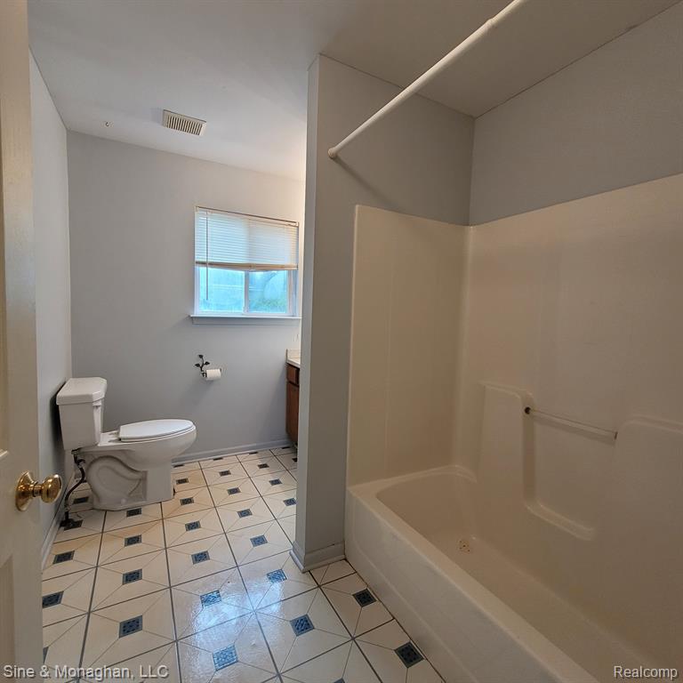 846 HOLMES Road, Ypsilanti, MI 48198 — Photo 14
