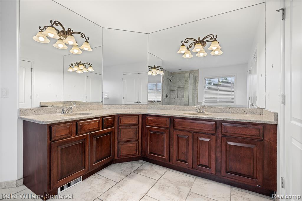 55257 Breton Woods Drive, Macomb, MI 48042 — Photo 39