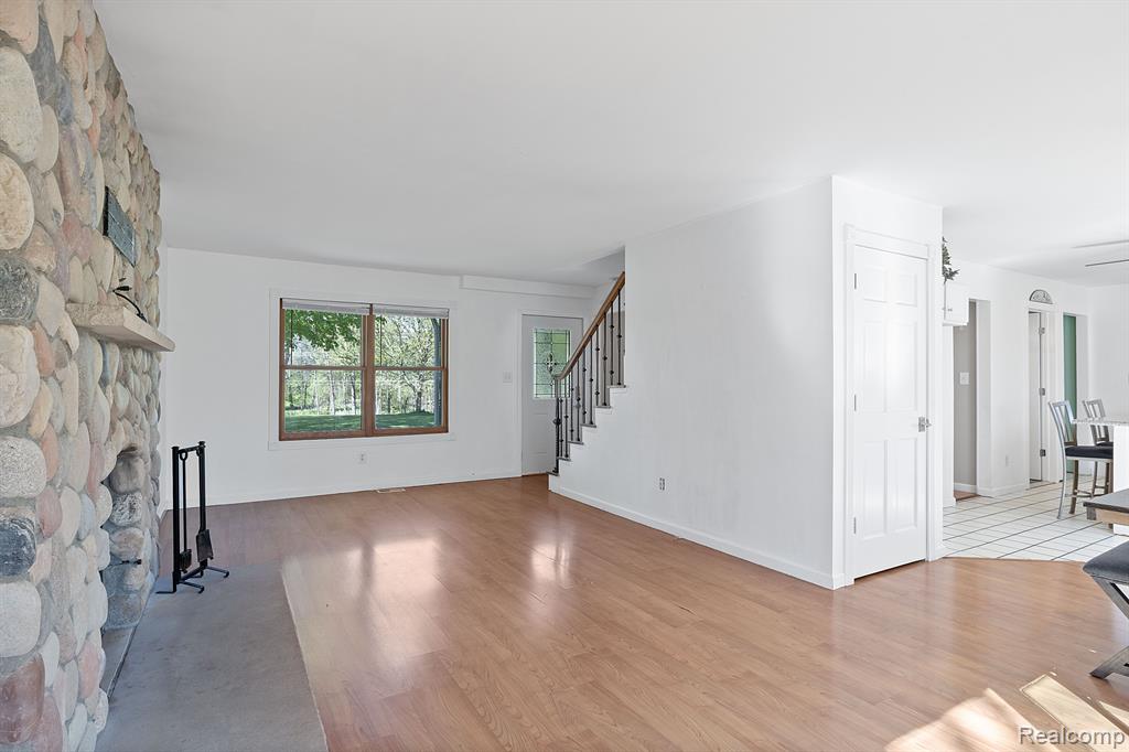 4471 SPRING OAKS Lane, Brighton, MI 48114 — Photo 4