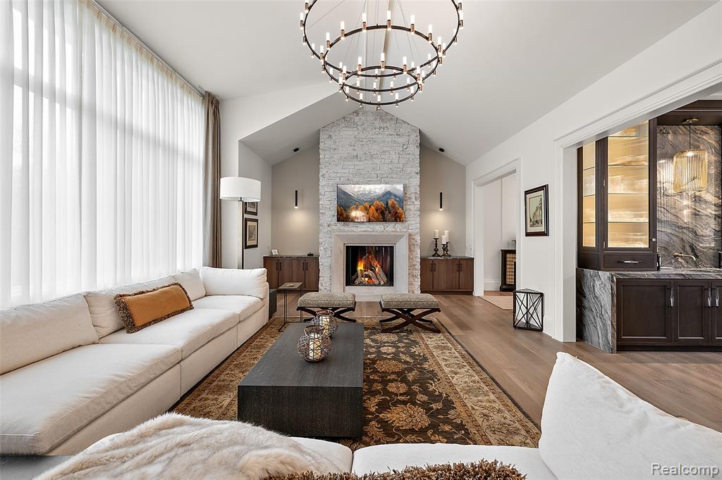 3431 Crooks Road, Troy, MI, 48084