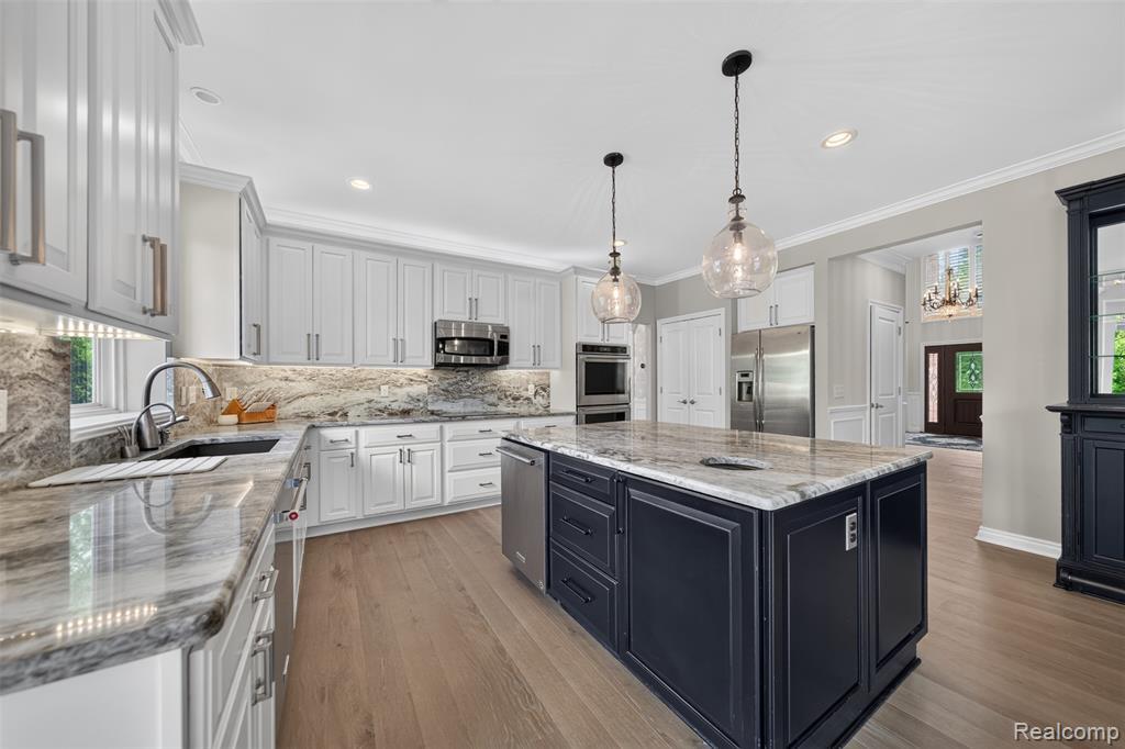6828 Merrick Drive, Troy, MI 48098 — Photo 18