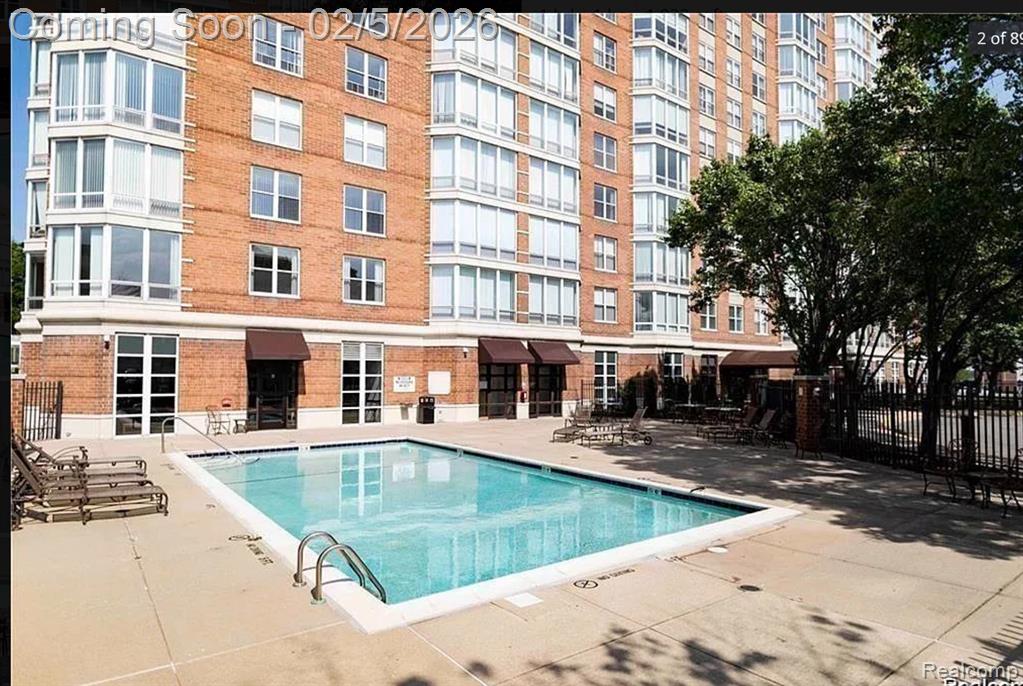 250 E HARBORTOWN Drive, 1405, Detroit, MI 48207 — Photo 30