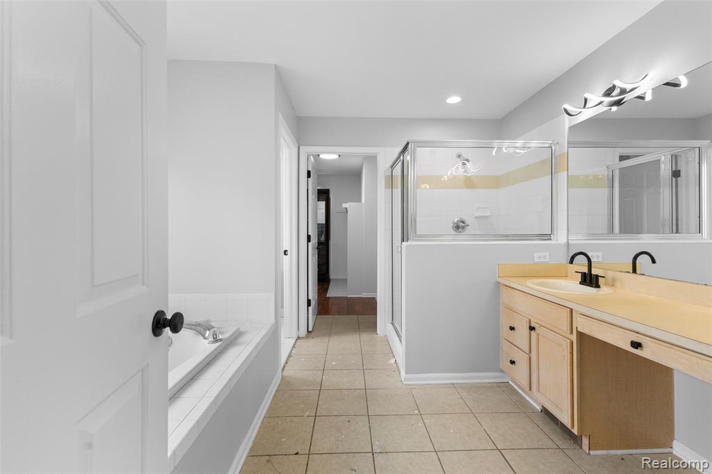 12173 Chandler Drive, Plymouth, MI 48170 — Photo 31