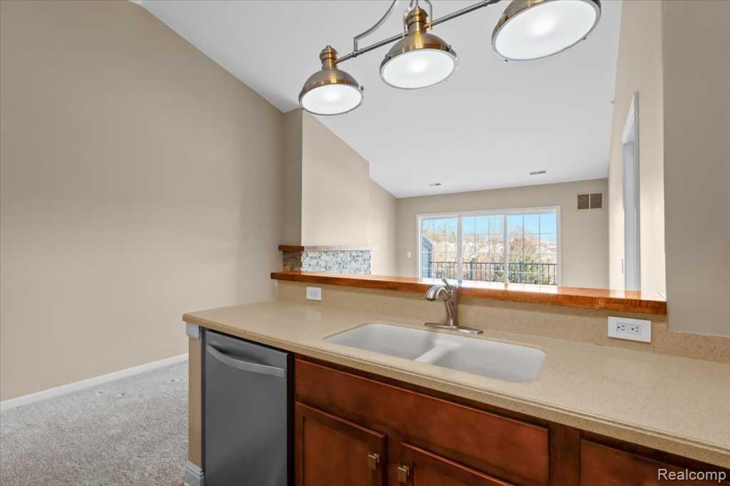 3262 Johanna Ware W, Wixom, MI 48393 — Photo 16
