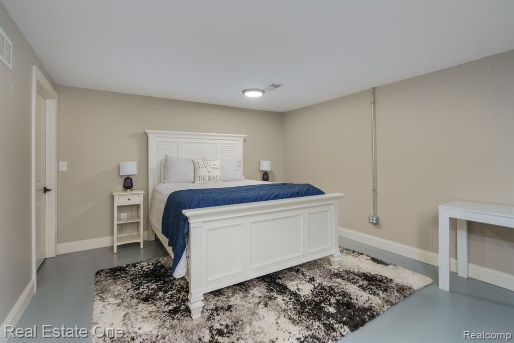 9545 Crown Ridge Drive, White Lake, MI — Photo 37