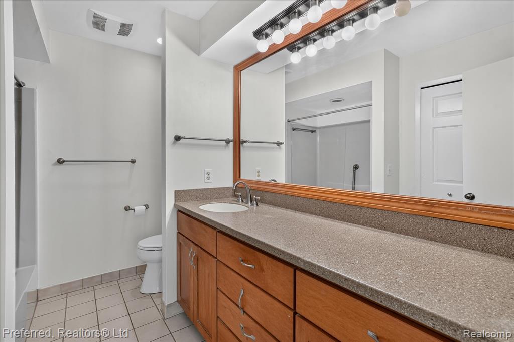 5524 Lawrence Court, Pinckney, MI 48169 — Photo 26