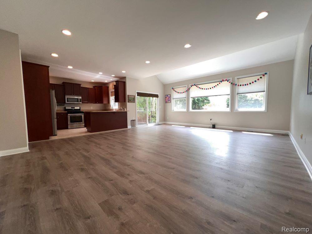 53 Highland Avenue, Commerce Twp, MI — Photo 5