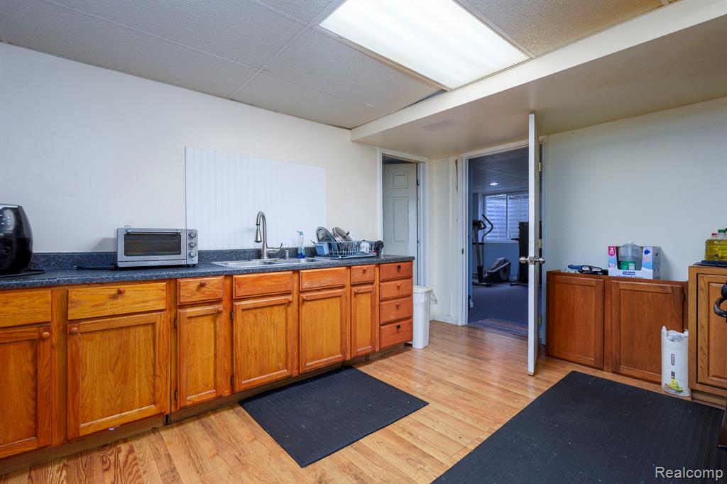 461 Tanner Drive, Troy, MI 48085 — Photo 33
