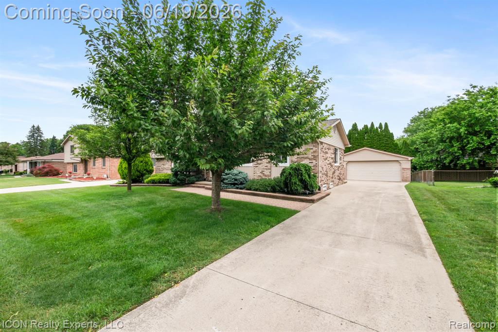 39738 Day Drive E, Clinton Twp, MI 48038 — Photo 3